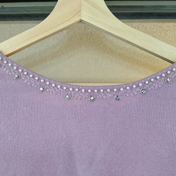 FREE gift w/ purchase 🌸Lavender embellished sweater - Picture 6 of 6